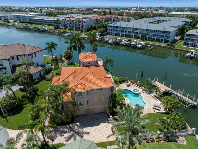 205 6TH STREET E, Tierra Verde, FL 33715