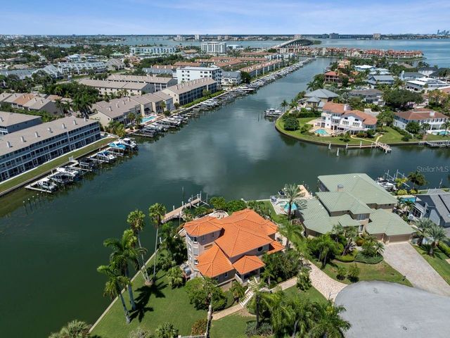 205 6TH STREET E, Tierra Verde, FL 33715