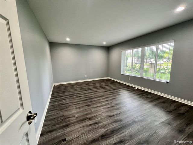 1113 N Old Woodward Avenue 41, Birmingham, MI 48009