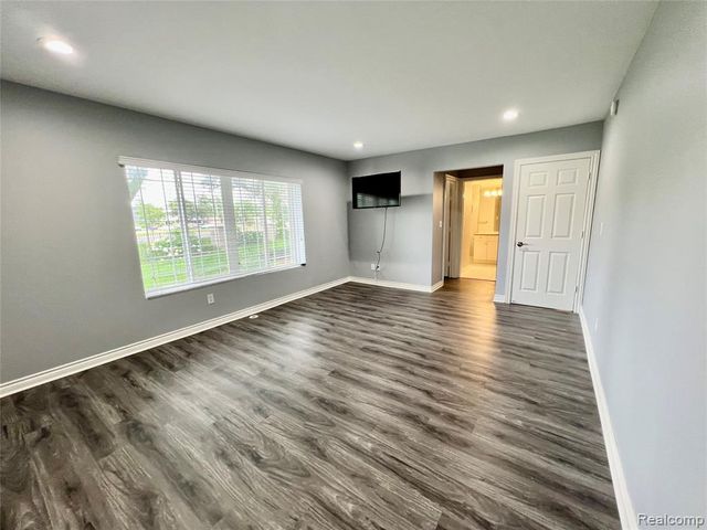 1113 N Old Woodward Avenue 41, Birmingham, MI 48009