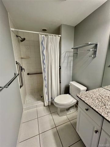 1113 N Old Woodward Avenue 41, Birmingham, MI 48009
