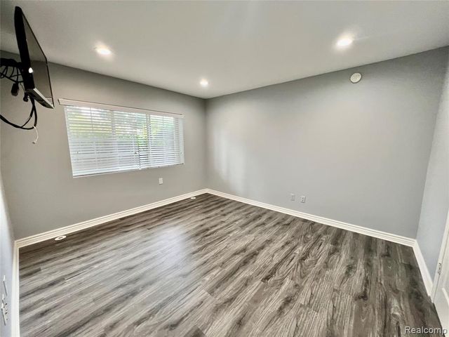 1113 N Old Woodward Avenue 41, Birmingham, MI 48009