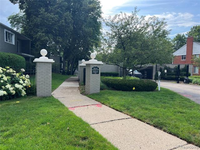 1113 N Old Woodward Avenue 41, Birmingham, MI 48009