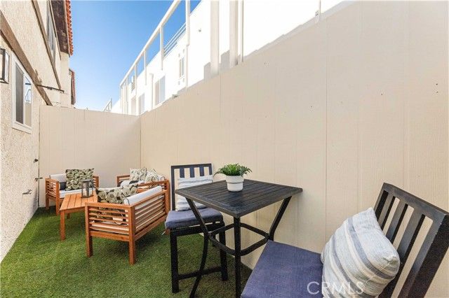 1337 18th Street 6, Santa Monica, CA 90404