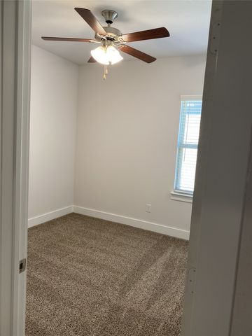 2401 Siskiyou Street, Lewisville, TX 75056