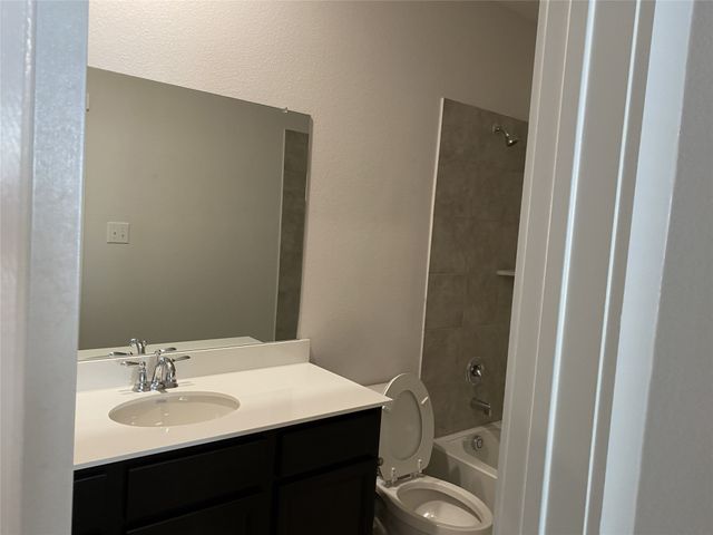 2401 Siskiyou Street, Lewisville, TX 75056