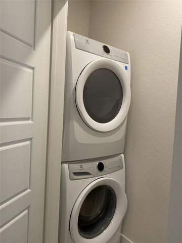 2401 Siskiyou Street, Lewisville, TX 75056