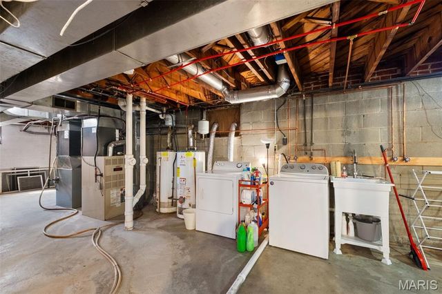 7030 Amherst Avenue, University City, MO 63130