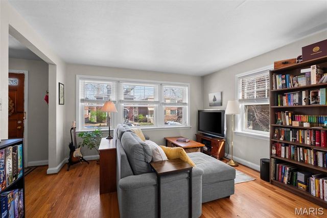 7030 Amherst Avenue, University City, MO 63130