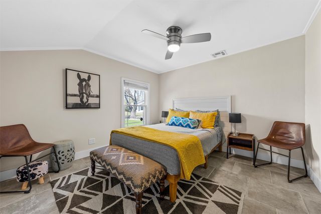 1320 Hillside Street, Waco, TX 76710