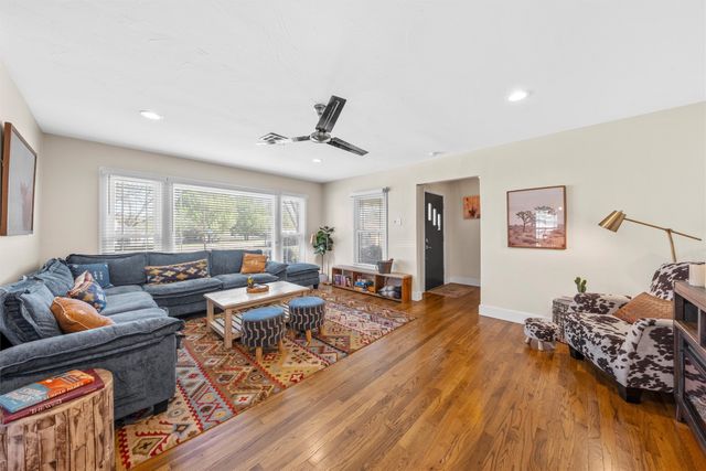 1320 Hillside Street, Waco, TX 76710