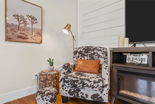 1320 Hillside Street, Waco, TX 76710