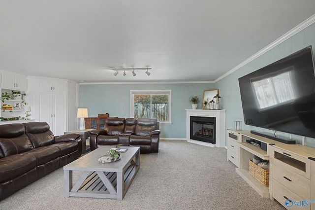 811 Forrest Heights Drive SE, Huntsville, AL 35802