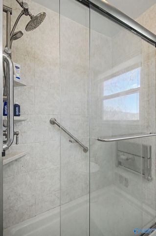 811 Forrest Heights Drive SE, Huntsville, AL 35802