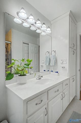 811 Forrest Heights Drive SE, Huntsville, AL 35802