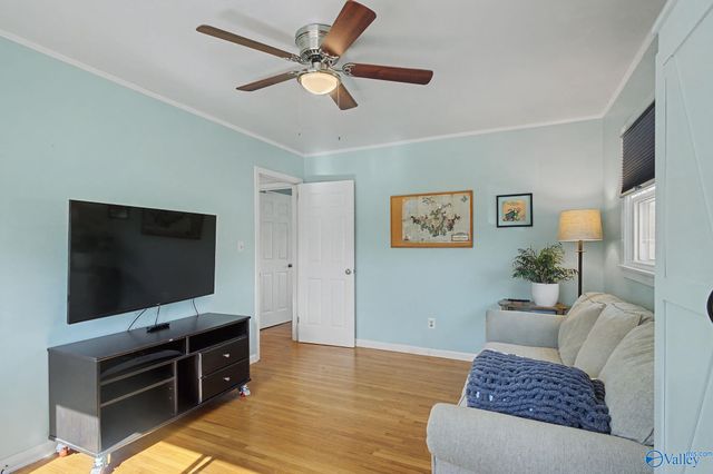 811 Forrest Heights Drive SE, Huntsville, AL 35802