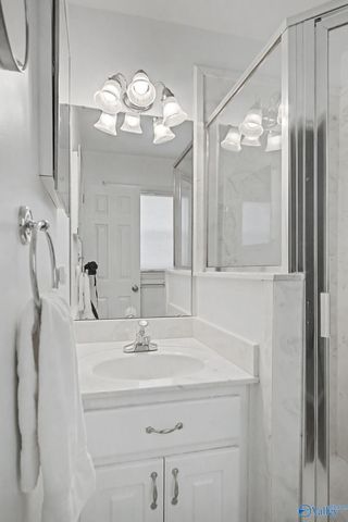 811 Forrest Heights Drive SE, Huntsville, AL 35802