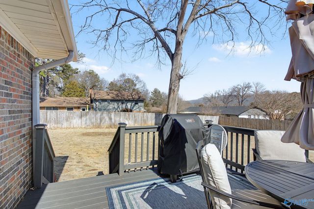 811 Forrest Heights Drive SE, Huntsville, AL 35802