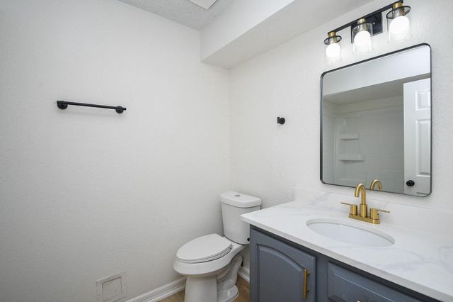 434 Dorsal Way, Crosby, TX 77532