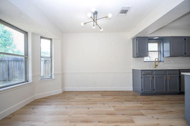 434 Dorsal Way, Crosby, TX 77532