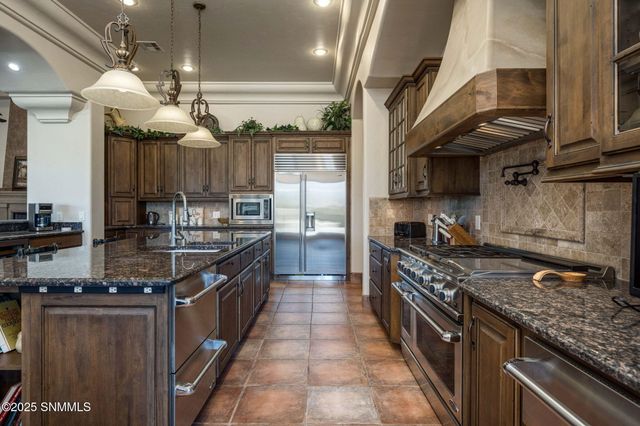 7165 Lake Lucero Loop, Las Cruces, NM 88011