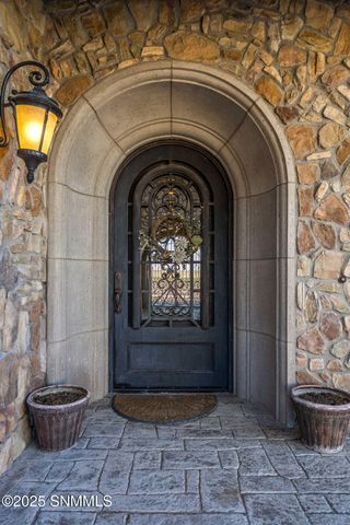 7165 Lake Lucero Loop, Las Cruces, NM 88011