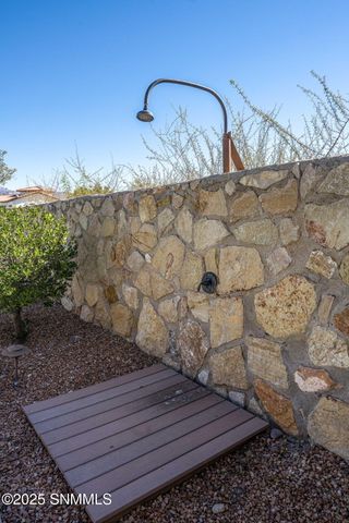 7165 Lake Lucero Loop, Las Cruces, NM 88011