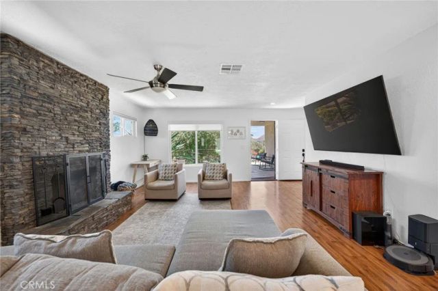 23478 Vista Way, Menifee, CA 92587