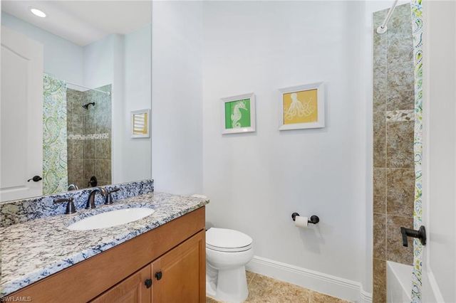9461 Napoli LN, Naples, FL 34113