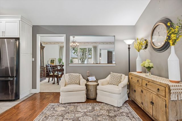 126 Castle Rock Lane, Bloomingdale, IL 60108