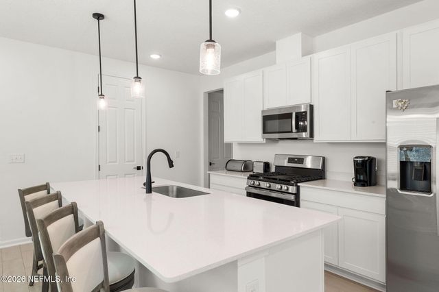 8224 CEDAR RUN Lane, Jacksonville, FL 32220