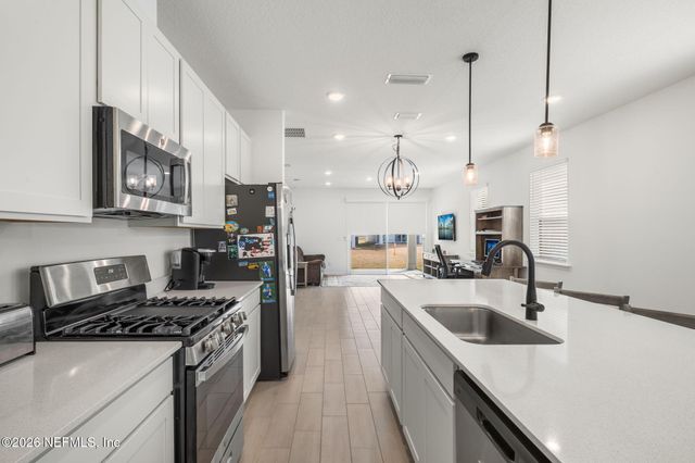 8224 CEDAR RUN Lane, Jacksonville, FL 32220