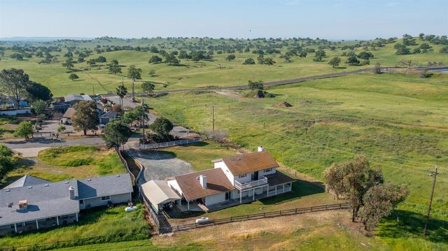 2265 Golfito Way, La Grange, CA 95329