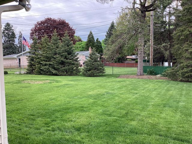 37830 Margareta Drive, Livonia, MI 48152