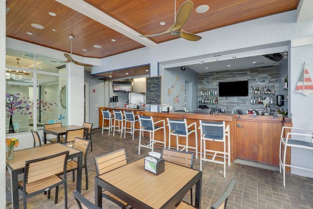 275 NW Flagler Avenue 205, Stuart, FL 34994