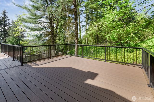 7501 171st Avenue Ct E, Sumner, WA 98391
