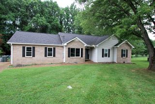101 Laura Dr, White House, TN 37188