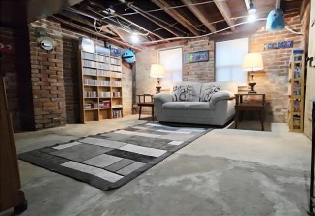 220 N 17th Street, St Joseph, MO 64501