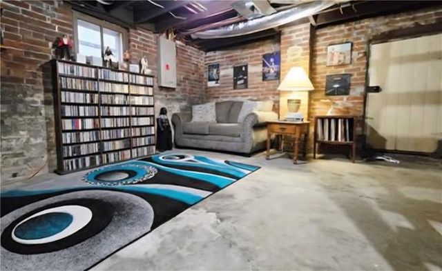 220 N 17th Street, St Joseph, MO 64501