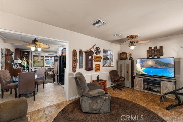 10180 Redwood, Fontana, CA 92335