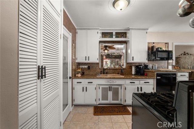 10180 Redwood, Fontana, CA 92335