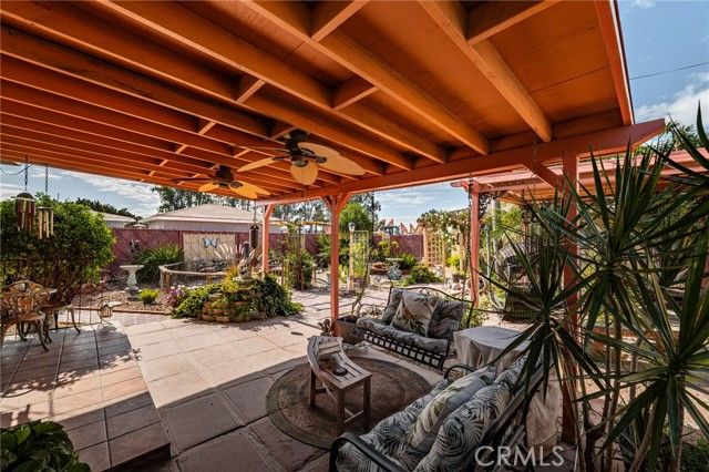 10180 Redwood, Fontana, CA 92335