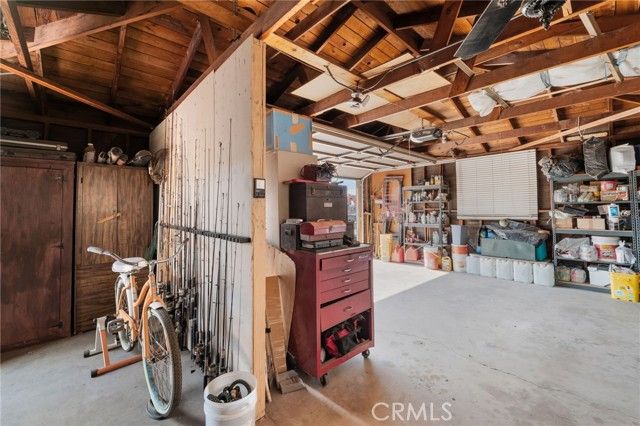 10180 Redwood, Fontana, CA 92335