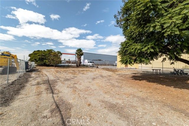 10180 Redwood, Fontana, CA 92335