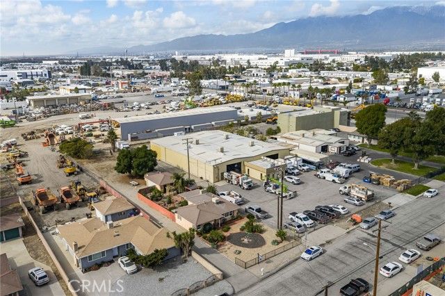 10180 Redwood, Fontana, CA 92335