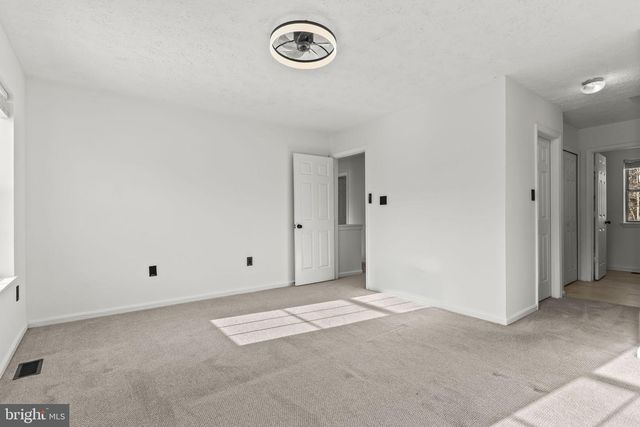 6953 CONY CT, Waldorf, MD 20603