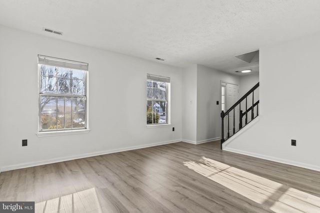 6953 CONY CT, Waldorf, MD 20603