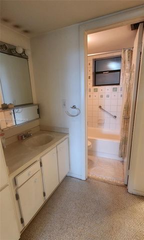 1100 Colony Point Cir 316, Pembroke Pines, FL 33026