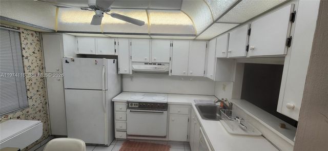 1100 Colony Point Cir 316, Pembroke Pines, FL 33026