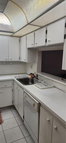 1100 Colony Point Cir 316, Pembroke Pines, FL 33026